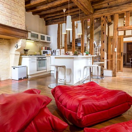 Suite Mana Ohana - Luxe Et Authenticite A 2 Pas De La Place Ducale Avec Parking Prive Charleville-Mézières Εξωτερικό φωτογραφία