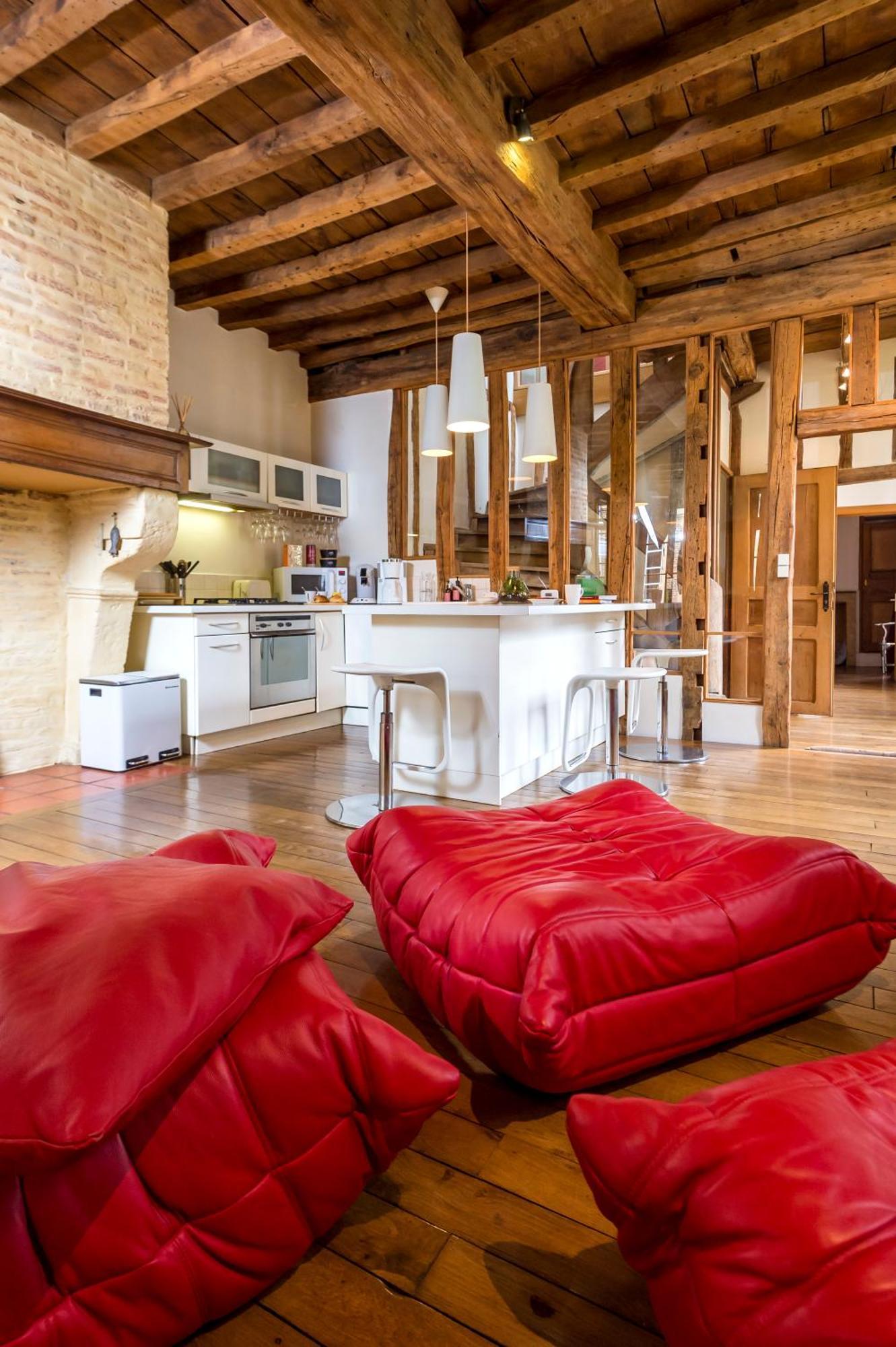 Suite Mana Ohana - Luxe Et Authenticite A 2 Pas De La Place Ducale Avec Parking Prive Charleville-Mézières Εξωτερικό φωτογραφία